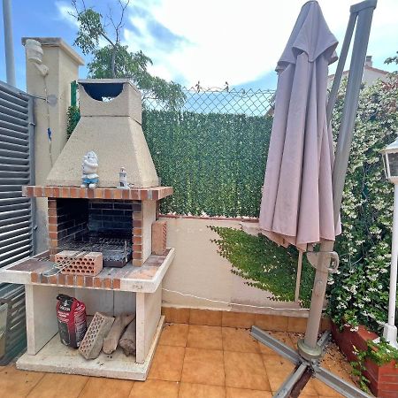 Casa En Vilafortuny Con Barbacoa Piscina Comunitaria Cambrils Exteriör bild